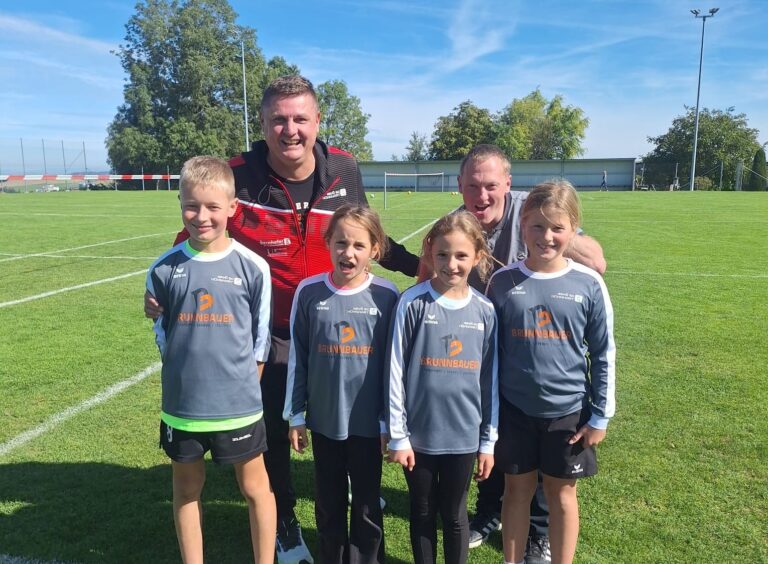 Bundesliga verliert, U-10 siegt
